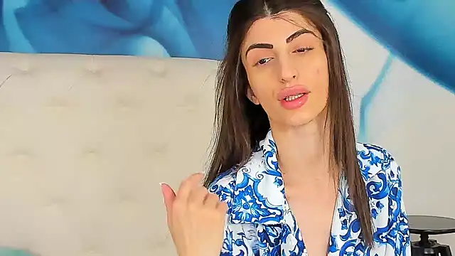 SkinnyDolly online show from May 7, 2026, 3:00 am