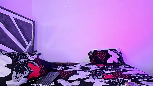 Snapshot of ander_deimond_ chatting on March 19, 2025, 2:13 pm ander deimond online show from March 19, 2025, 2:13 pm