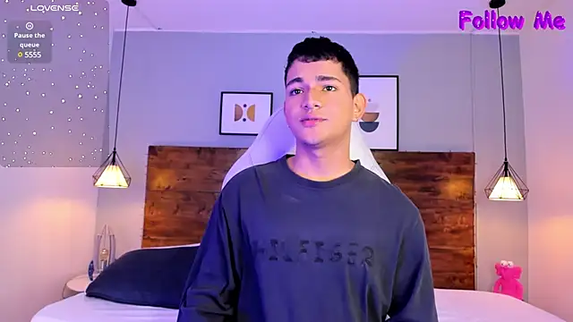 Snapshot of ander_deimond_ chatting on February 6, 2025, 4:25 pm ander deimond online show from February 6, 2025, 4:25 pm