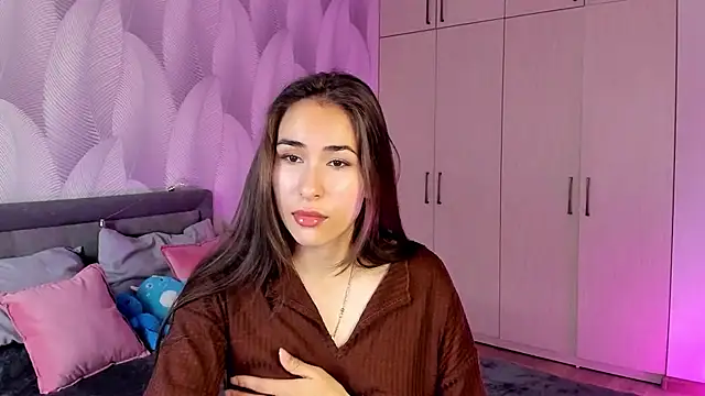 Bambiii bby online show from September 14, 2025, 1:28 am