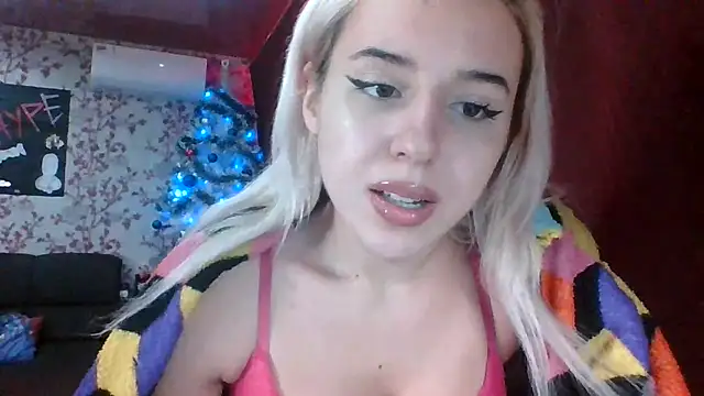 Puregirlaa online show from December 5, 2024, 12:50 pm