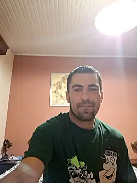 Snapshot of Greecefuck chatting on January 7, 2026, 6:35 pm Greecefuck online show from January 7, 2026, 6:35 pm