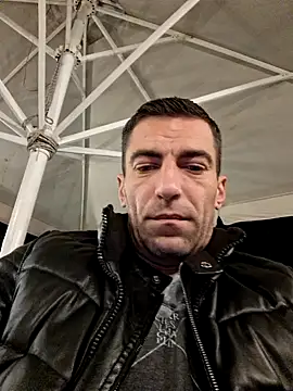 Snapshot of Greecefuck chatting on October 12, 2025, 5:36 pm Greecefuck online show from October 12, 2025, 5:36 pm