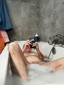 bogland33 online show from January 17, 2026, 2:31 pm