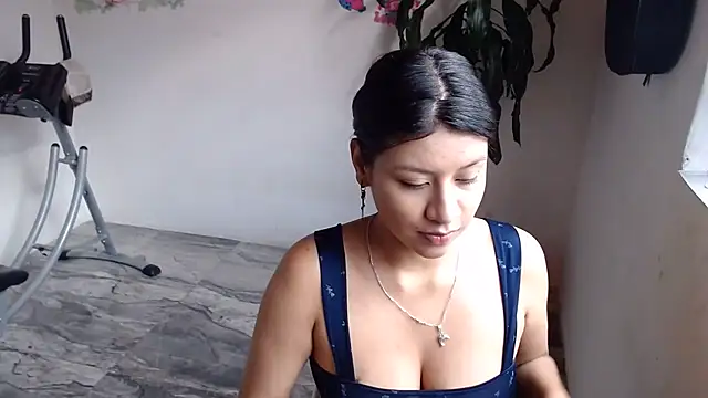 Snapshot of maye_dan chatting on June 18, 2026, 2:11 pm maye dan online show from June 18, 2026, 2:11 pm