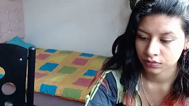 Snapshot of maye_dan chatting on June 24, 2026, 3:21 pm maye dan online show from June 24, 2026, 3:21 pm