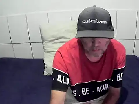 pierdona online show from June 15, 2026, 7:46 pm