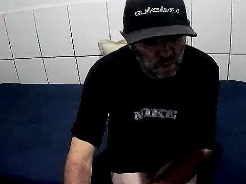 pierdona online show from September 26, 2025, 7:21 pm