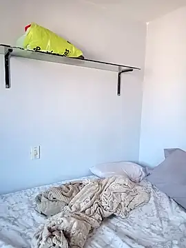 carolina linarez69 online show from September 10, 2025, 9:25 pm