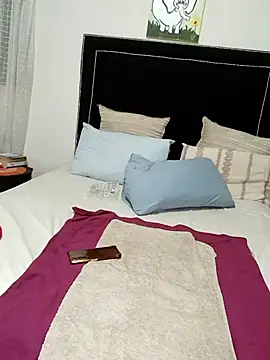 contagiousqueen online show from February 7, 2026, 9:34 pm