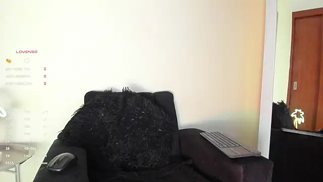 victoria  lace  online show from September 14, 2025, 12:22 am