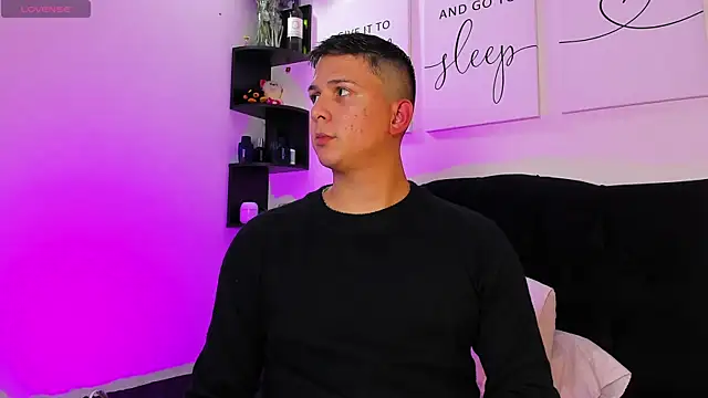 ANDREZALVAREZ online show from January 25, 2025, 6:45 am