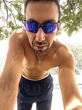 dantedesirexx online show from September 25, 2025, 4:57 pm