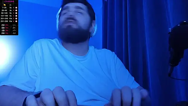 Snapshot of KingMarti chatting on January 17, 2026, 2:48 am KingMarti online show from January 17, 2026, 2:48 am