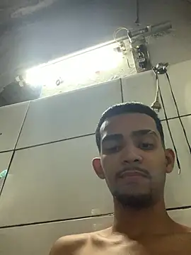 moreninhoP online show from January 13, 2025, 7:31 pm