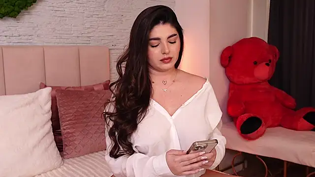 RachelSwaan online show from January 30, 2025, 9:47 am