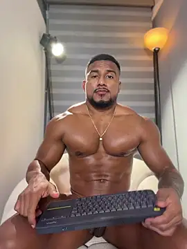 CallumMuscle online show from July 23, 2026, 11:44 pm