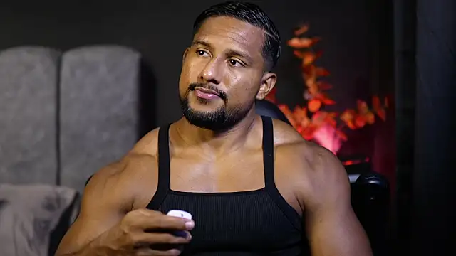 CallumMuscle online show from November 7, 2025, 3:16 pm