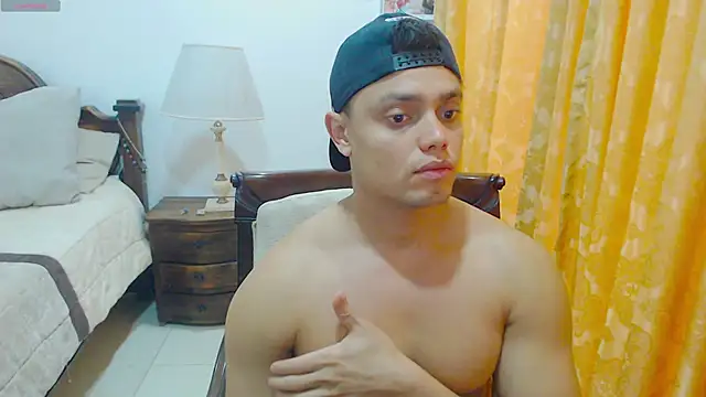 Snapshot of Booy_Hott chatting on February 11, 2025, 3:18 pm Booy Hott online show from February 11, 2025, 3:18 pm