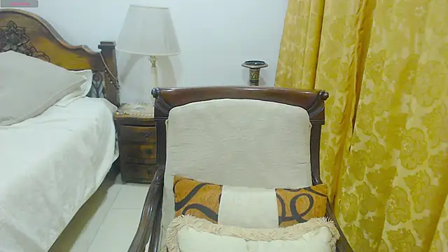 Snapshot of Booy_Hott chatting on February 26, 2025, 12:09 am Booy Hott online show from February 26, 2025, 12:09 am