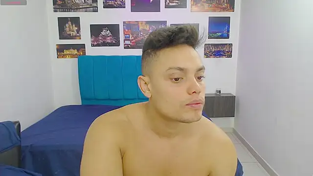 Snapshot of Booy_Hott chatting on January 25, 2025, 3:20 pm Booy Hott online show from January 25, 2025, 3:20 pm