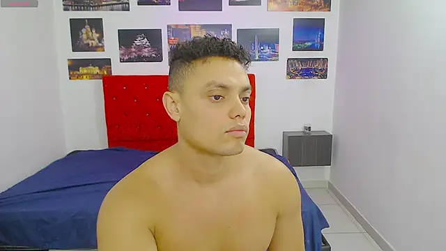 Snapshot of Booy_Hott chatting on January 29, 2025, 7:11 pm Booy Hott online show from January 29, 2025, 7:11 pm