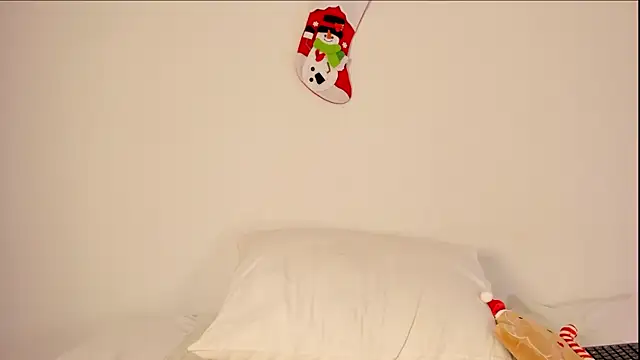 keyth 03 online show from December 11, 2024, 9:45 pm