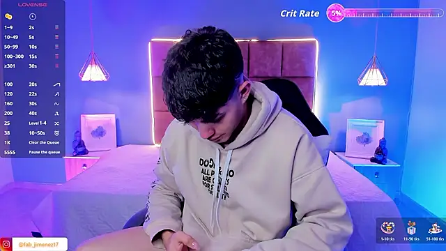 Snapshot of AlejooTwink chatting on February 14, 2026, 12:44 am AlejooTwink online show from February 14, 2026, 12:44 am