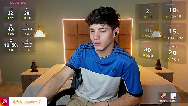 AlejooTwink online show from June 20, 2026, 3:11 am