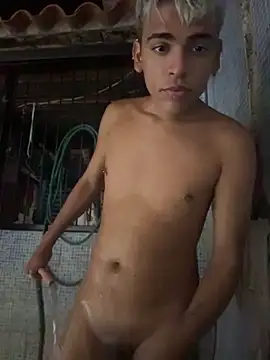 Leo bunny hot online show from May 1, 2026, 2:05 am