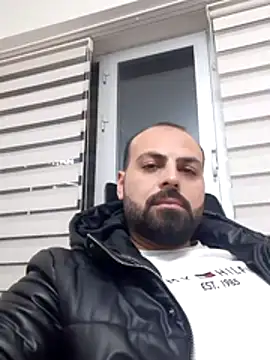 krzantem3454 online show from December 29, 2024, 4:18 pm