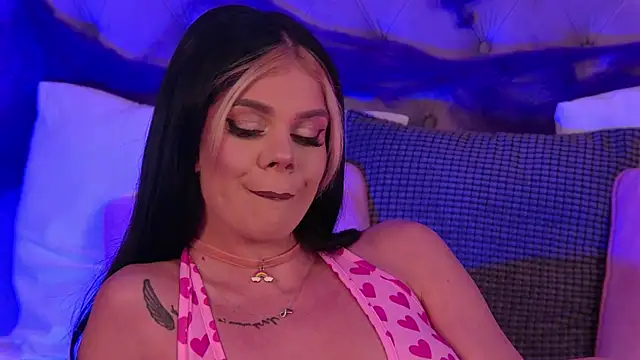 IvyRaven online show from October 25, 2025, 5:13 pm