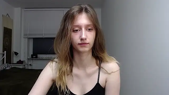 LUNA delight online show from October 24, 2025, 5:28 am