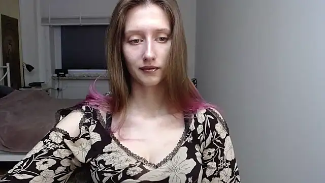 LUNA delight online show from November 28, 2025, 6:35 am