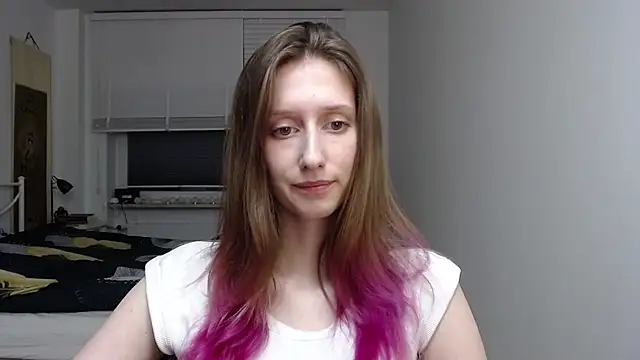 LUNA delight online show from November 17, 2025, 6:34 pm