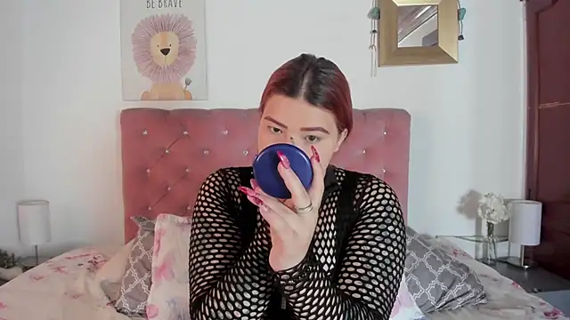 CelessteRedds online show from September 13, 2025, 11:43 am