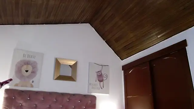 CelessteRedds online show from March 7, 2026, 12:43 pm