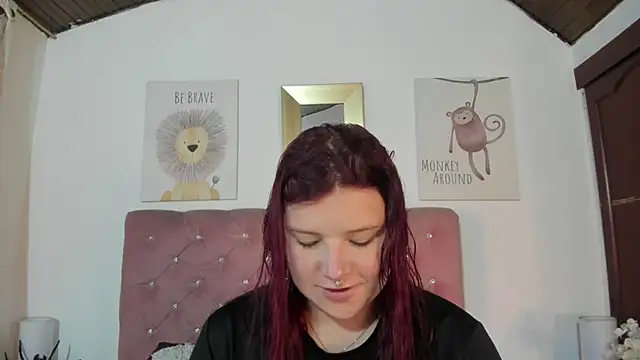 CelessteRedds online show from November 21, 2025, 11:31 am