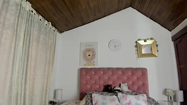 CelessteRedds online show from September 10, 2025, 11:20 am