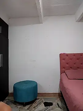 Snapshot of Venus-Wood chatting on March 19, 2026, 5:57 pm Venus-Wood online show from March 19, 2026, 5:57 pm