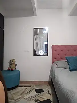 Snapshot of Venus-Wood chatting on February 18, 2026, 1:18 pm Venus-Wood online show from February 18, 2026, 1:18 pm