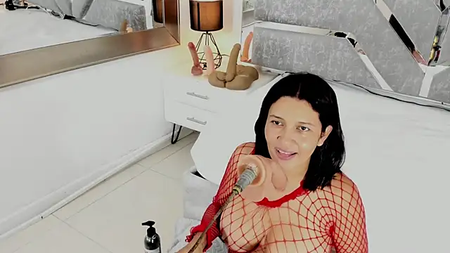 Snapshot of Slut_Milf_ chatting on May 28, 2026, 7:31 pm Slut Milf online show from May 28, 2026, 7:31 pm