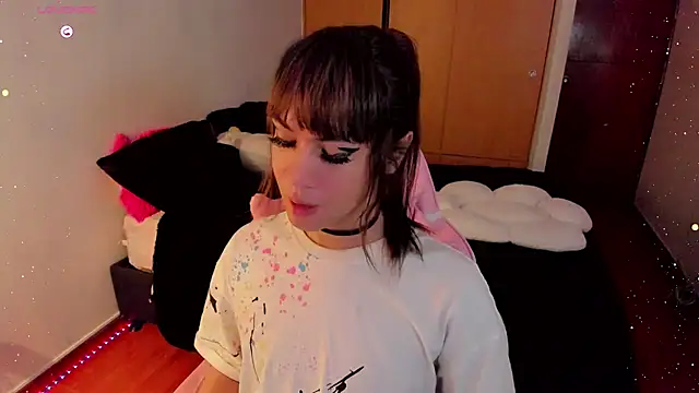 SeraphineADC online show from February 3, 2025, 3:42 am