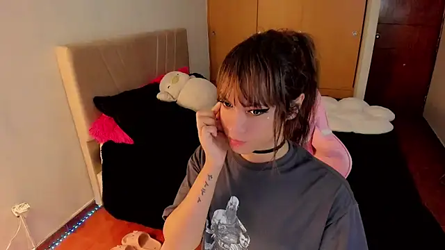 SeraphineADC online show from February 7, 2025, 4:16 am