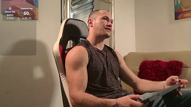Snapshot of AxelFairchaild chatting on June 16, 2026, 1:33 pm AxelFairchaild online show from June 16, 2026, 1:33 pm