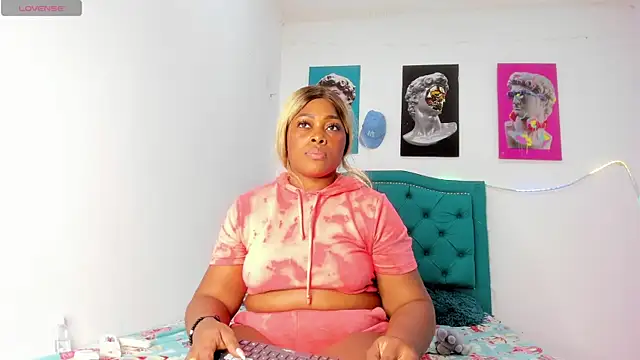 Lilybaudinx96 online show from February 17, 2026, 3:48 am