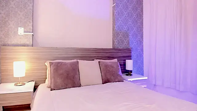 Mistyca online show from November 5, 2025, 11:13 am