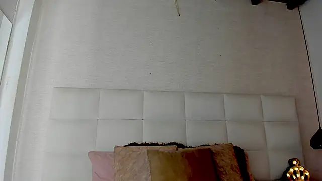 Mistyca online show from March 18, 2025, 11:44 am