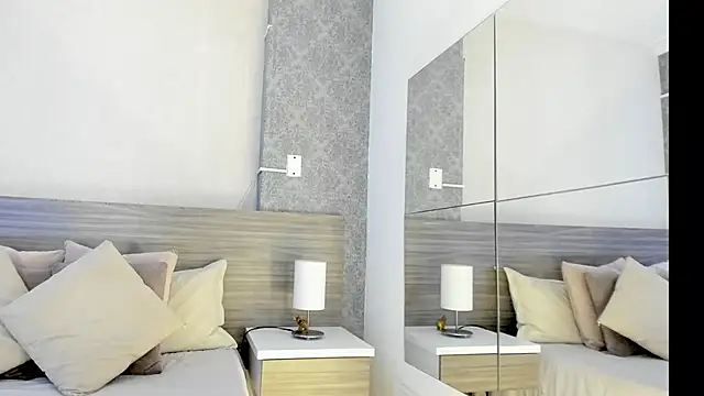 Mistyca online show from September 16, 2025, 10:38 am