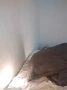 momopretinha online show from September 17, 2025, 3:19 am